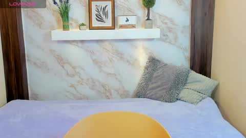 My name is AMY... Nice to meet you  thumb up me please its important online show from December 2, 5:33 pm