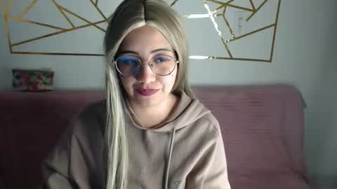 amycosplay99 online show from October 8, 7:36 am