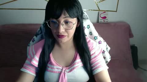 Amy Lee online show from November 27, 8:33 am