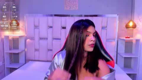 amyevan_ online show from September 28, 10:30 pm