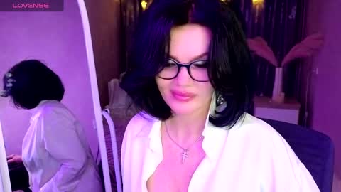 Christi online show from February 26, 5:31 pm