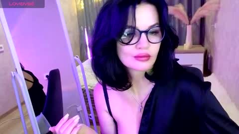 Christi online show from February 19, 5:49 pm