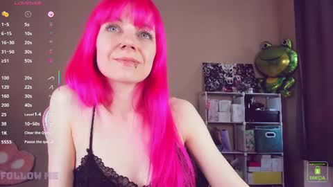 Amy Rose online show from July 14, 4:45 pm