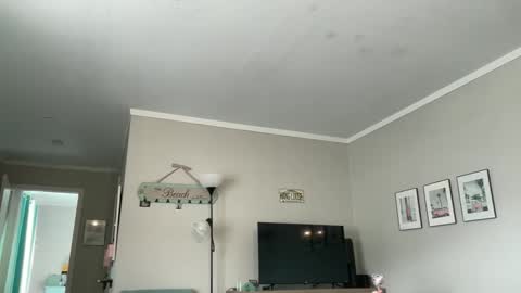 Amy Smilez online show from February 16, 5:22 pm