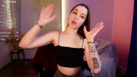 Angie online show from February 7, 2:51 am