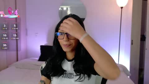 ANABEL WOLF  online show from October 8, 4:35 pm