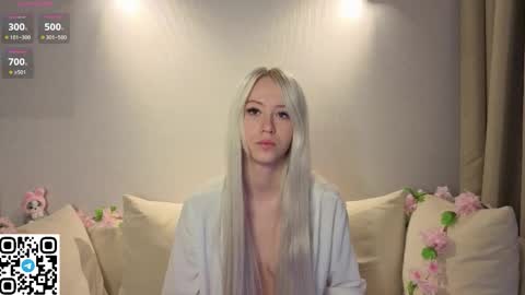 Deya online show from December 15, 1:12 am