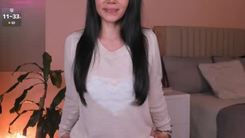 Ana Henao or Annie... Follow me ahenaocb Insta  X online show from February 19, 11:25 pm