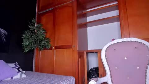 Anahi online show from October 13, 11:40 pm