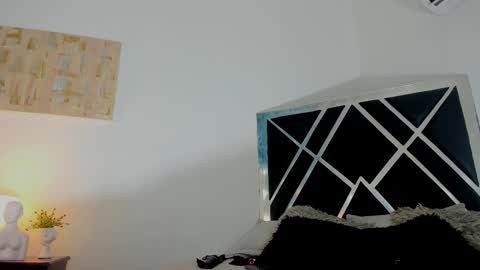 Anah online show from March 2, 3:59 pm