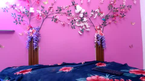 analdee online show from February 18, 7:35 pm