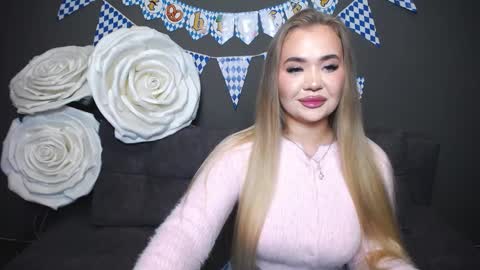 anastacyyellig online show from October 6, 7:42 pm