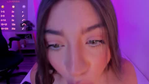 Ana online show from November 28, 8:49 pm