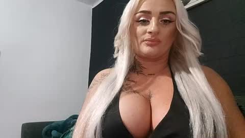 AnastasiaAmore online show from July 29, 10:32 pm