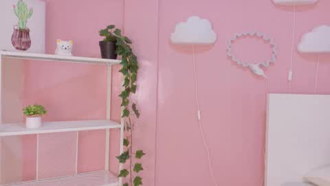 Kendra  online show from February 11, 5:39 pm