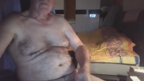 Snapshot of andaman58 chatting on October 5, 1:19 pm andaman58 online show from October 5, 1:19 pm