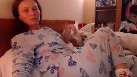 Andra online show from March 8, 9:40 pm