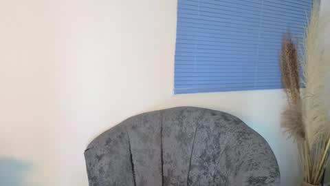 Andre online show from February 11, 5:11 am