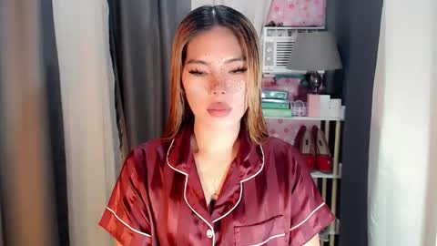 andrea06121998 online show from April 18, 12:07 pm