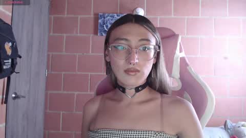 Andrea  online show from October 1, 3:33 pm