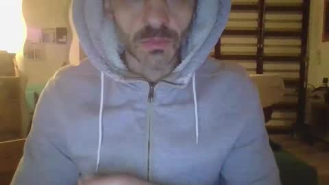 andrea_feetlover online show from March 9, 4:06 am