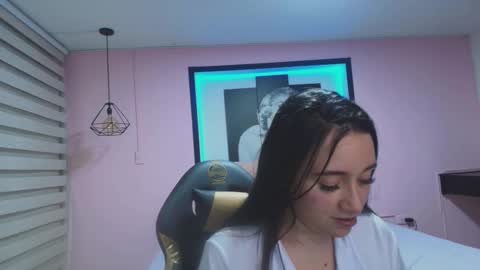 Andrea Ramos online show from February 25, 2:36 am