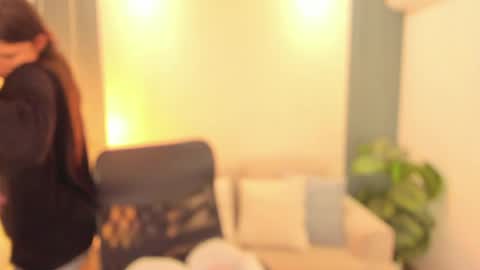 Andre Castaneda online show from April 7, 6:54 pm