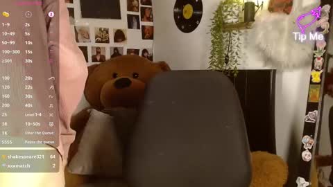 Andrew online show from December 4, 2:11 am