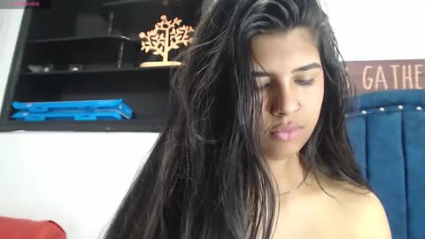 Andreina  online show from December 5, 6:06 pm