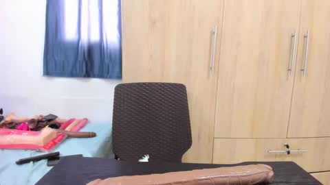 yudith online show from November 11, 7:05 pm