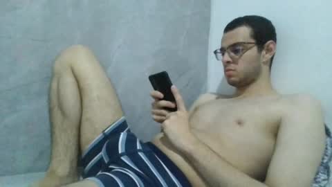 andres129494 online show from March 16, 12:58 am