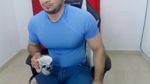 andres180950734 online show from September 11, 12:06 pm