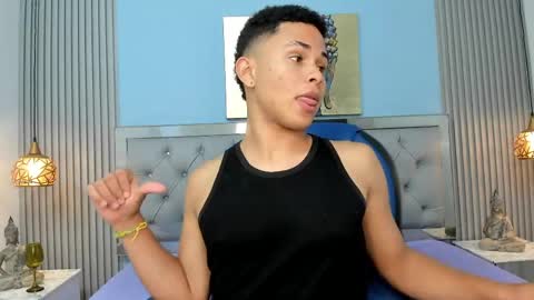 IM ANDRES online show from April 15, 4:27 am