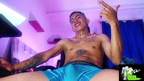 Andrs   o online show from April 11, 6:40 am