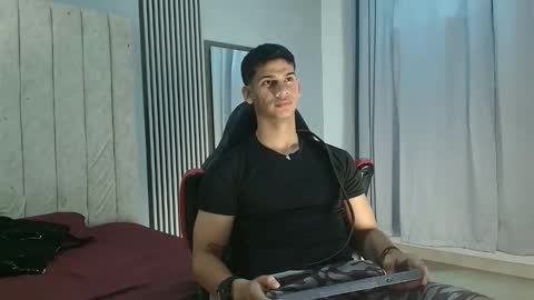 ANDRES  online show from September 30, 5:07 am