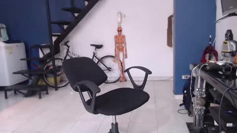 Snapshot of andressdean chatting on October 2, 6:07 pm Andres Dean online show from October 2, 6:07 pm