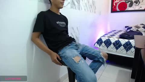 Snapshot of andressdean chatting on December 14, 3:06 am Andres Dean online show from December 14, 3:06 am