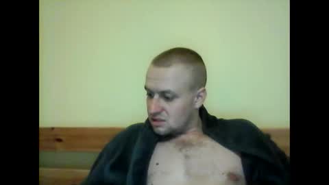 Snapshot of andrew3356577 chatting on February 22, 9:59 pm andrew3356577 online show from February 22, 9:59 pm
