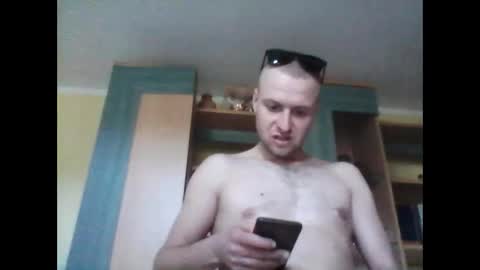 Snapshot of andrew3356577 chatting on February 22, 1:13 pm andrew3356577 online show from February 22, 1:13 pm