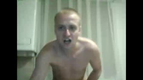Snapshot of andrew3356577 chatting on September 29, 12:31 am andrew3356577 online show from September 29, 12:31 am