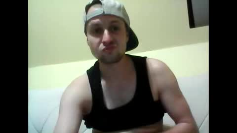 Snapshot of andrew3356577 chatting on October 10, 8:35 pm andrew3356577 online show from October 10, 8:35 pm