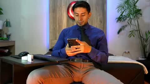 Andrew online show from June 4, 2:39 am