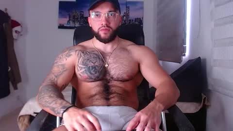 andrew_holden__ online show from November 20, 10:07 pm