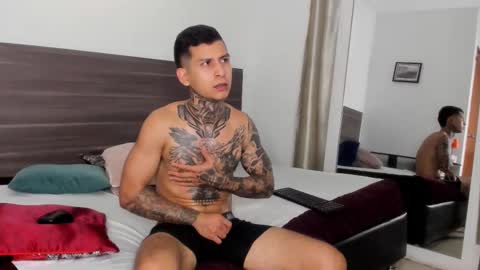 andrew_sanders69 online show from December 5, 12:21 am