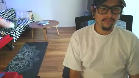 Andrew Taint online show from April 21, 11:34 pm