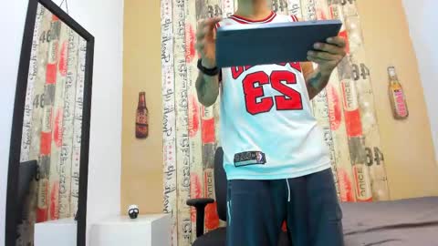   online show from February 26, 8:15 pm