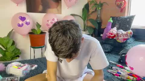 Andy online show from February 14, 8:00 pm