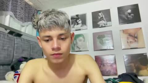 Andy online show from November 12, 5:48 pm