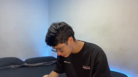 andy_collins__ online show from March 9, 11:03 pm