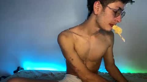 andy_collins__ online show from February 24, 12:41 am